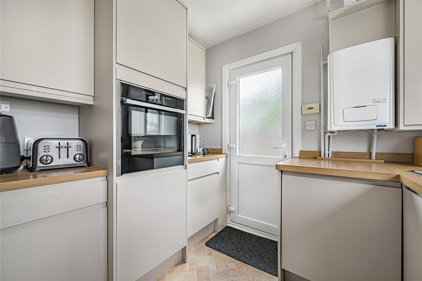 2 bedroom bungalow for sale in Bexley | Robinson Jackson