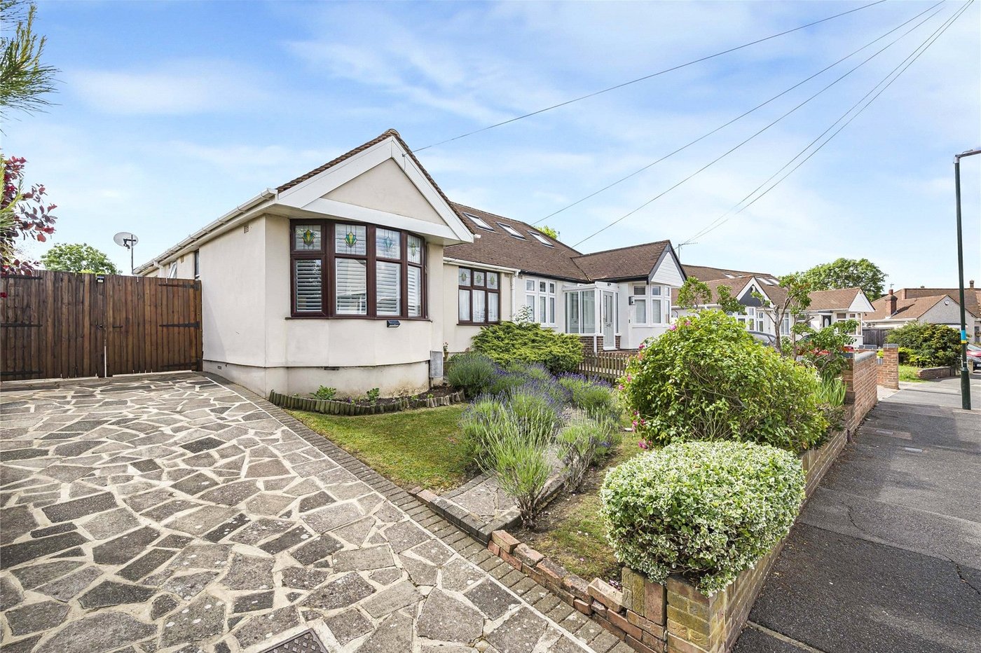 2 bedroom bungalow for sale in Bexley | Robinson Jackson