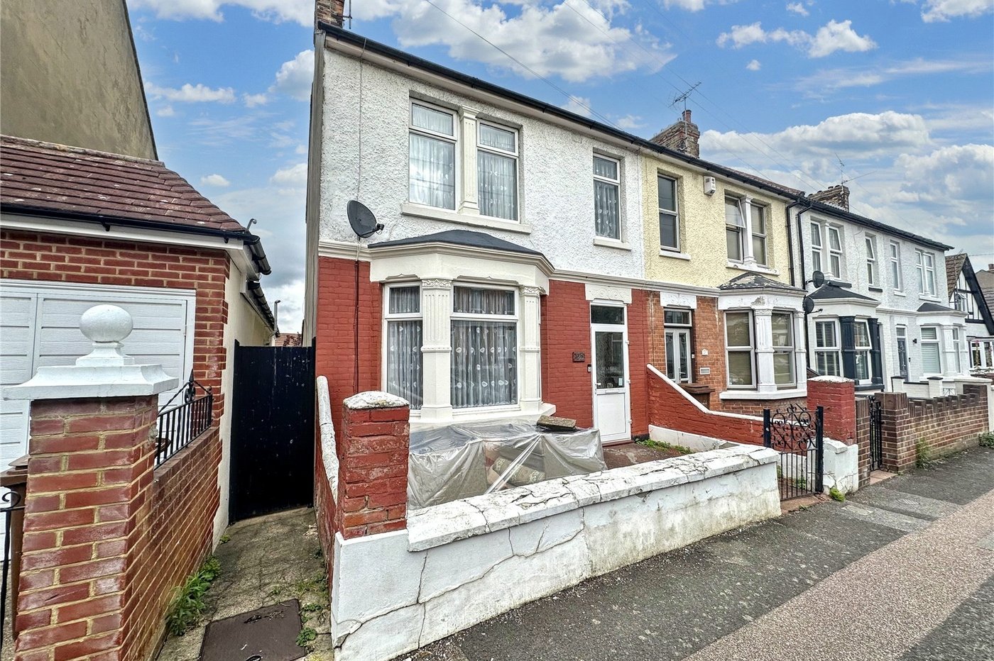 3 bedroom house for sale in Gillingham | Robinson Michael & Jackson