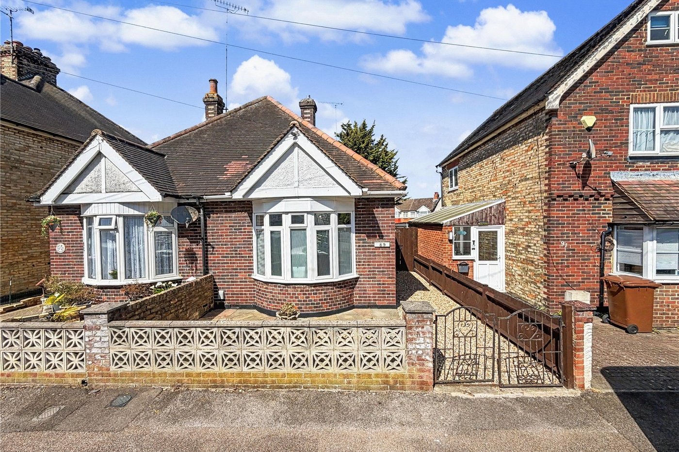 4 bedroom bungalow for sale in Gillingham | Robinson Michael & Jackson