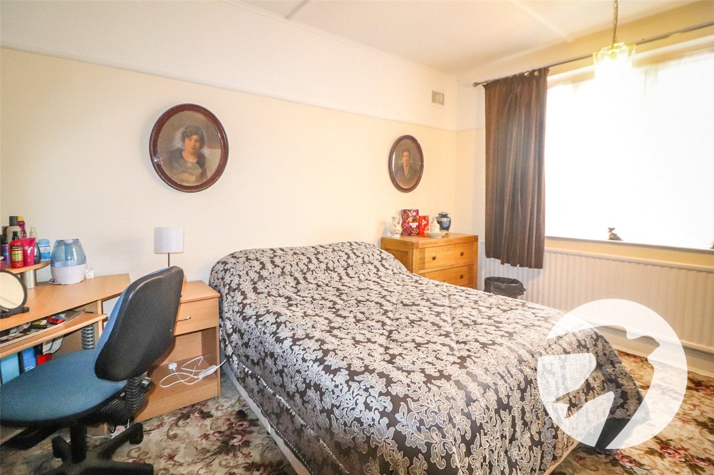 2 bedroom bungalow for sale in Erith | Robinson Jackson