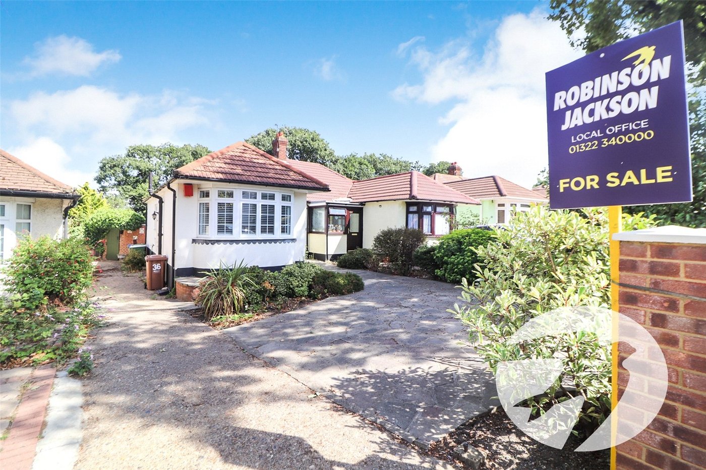 2 bedroom bungalow for sale in Erith | Robinson Jackson