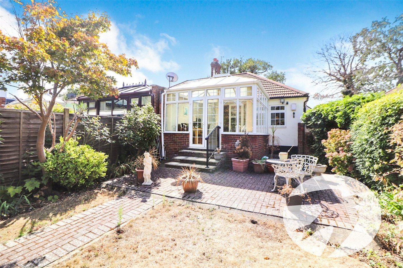 2 bedroom bungalow for sale in Erith | Robinson Jackson