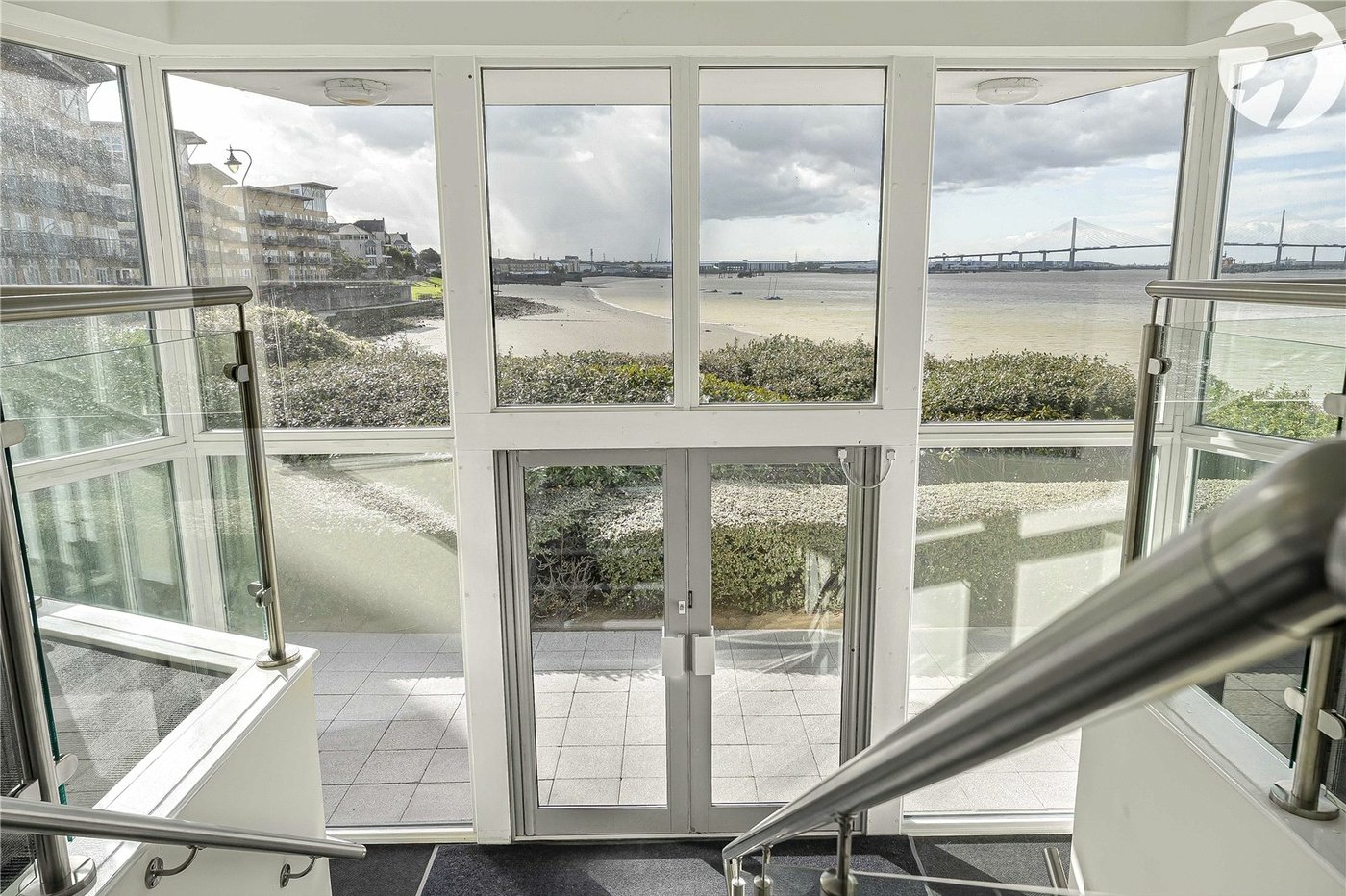 1 bedroom property for sale in Greenhithe | Robinson Jackson