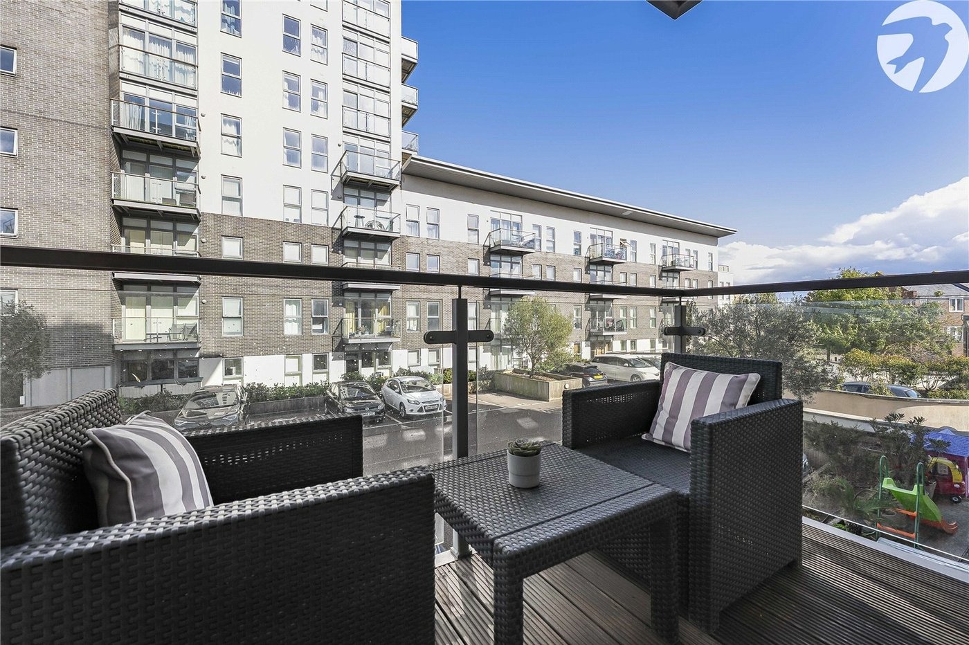 1 bedroom property for sale in Greenhithe | Robinson Jackson