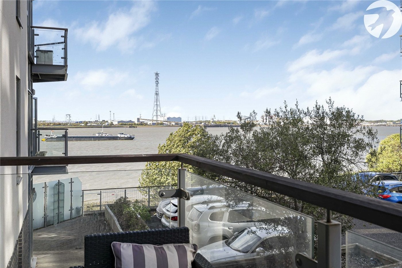 1 bedroom property for sale in Greenhithe | Robinson Jackson