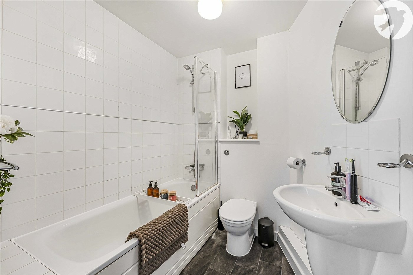 1 bedroom property for sale in Greenhithe | Robinson Jackson