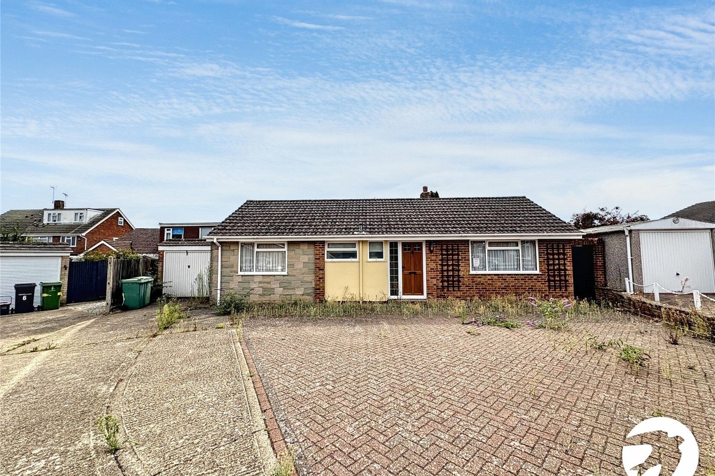 2 bedroom bungalow for sale in Maidstone | Robinson Michael & Jackson