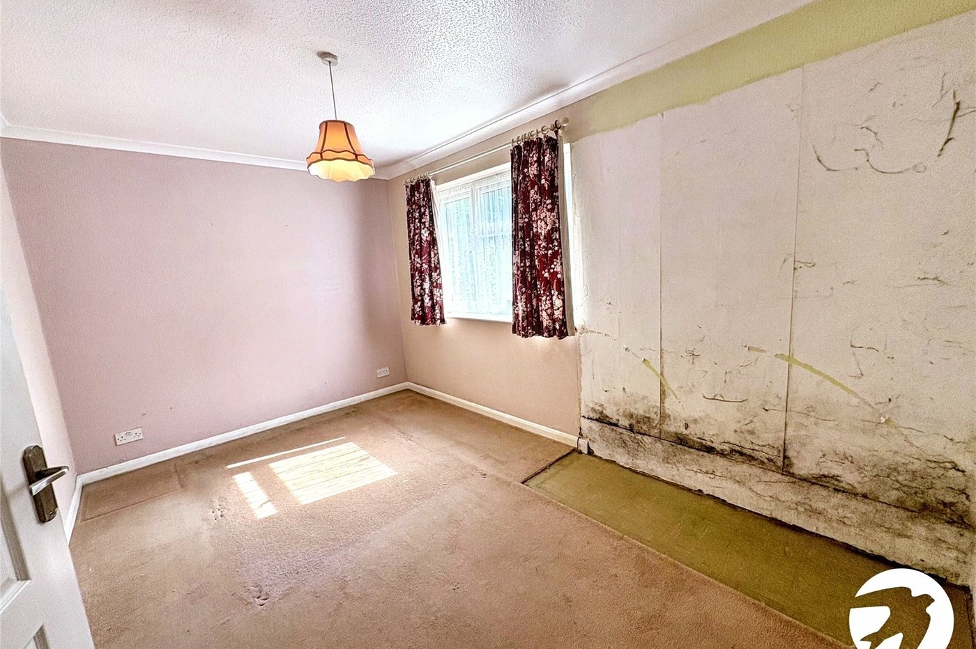 2 bedroom bungalow for sale in Maidstone | Robinson Michael & Jackson