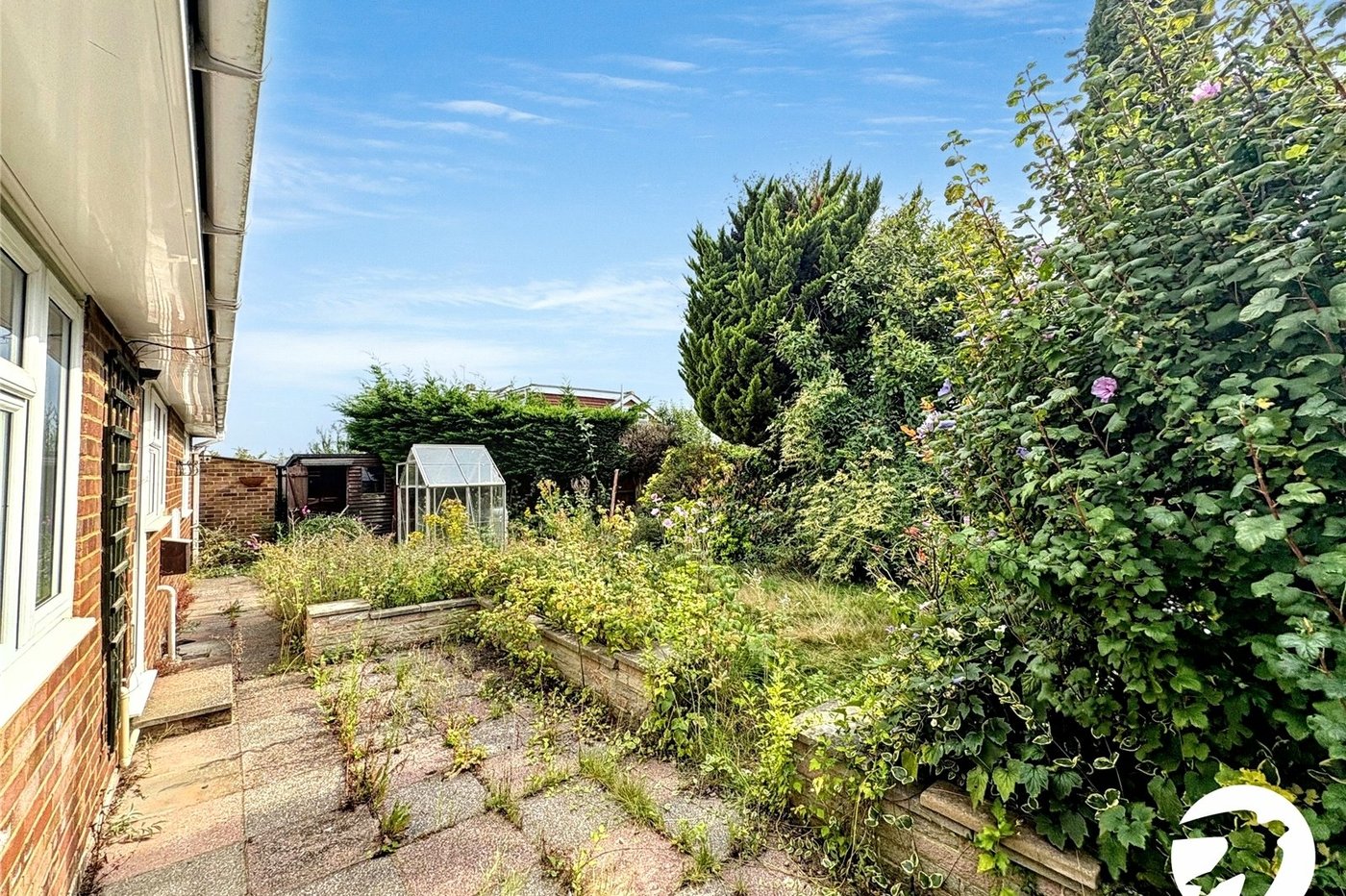 2 bedroom bungalow for sale in Maidstone | Robinson Michael & Jackson