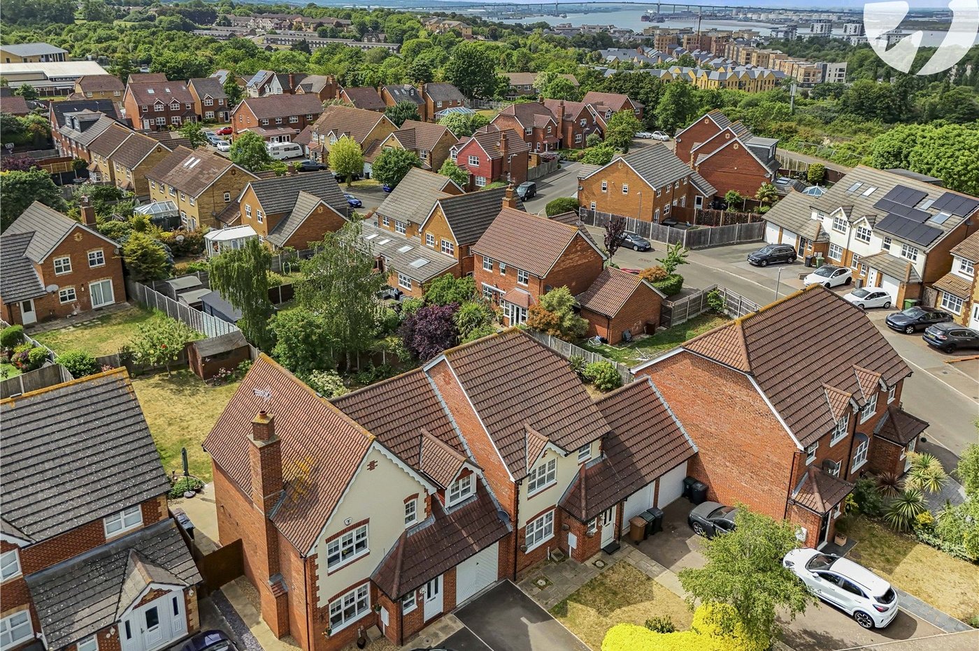 3 bedroom house for sale in Swanscombe | Robinson Jackson