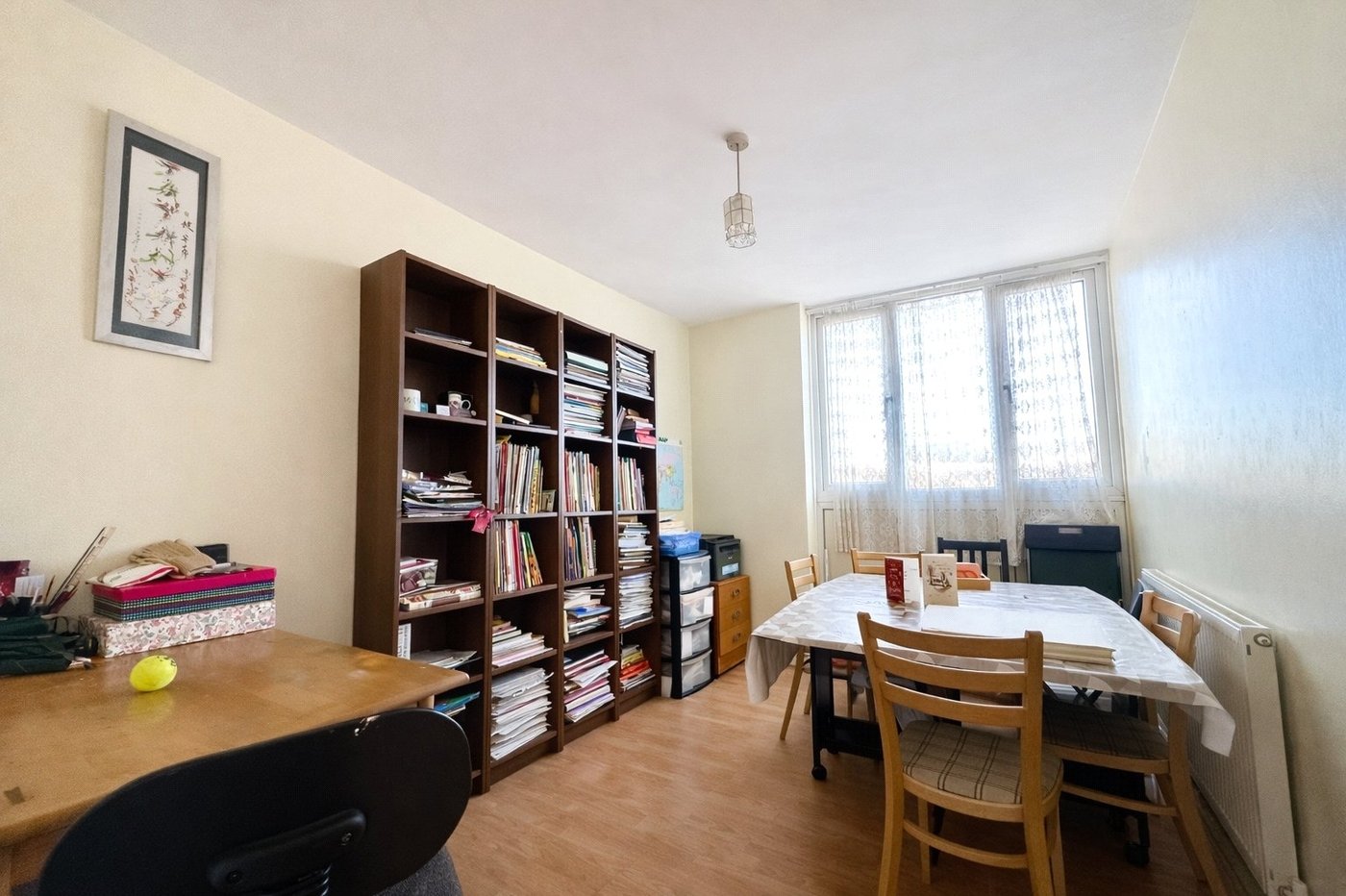 2 bedroom property for sale in London | Robinson Jackson