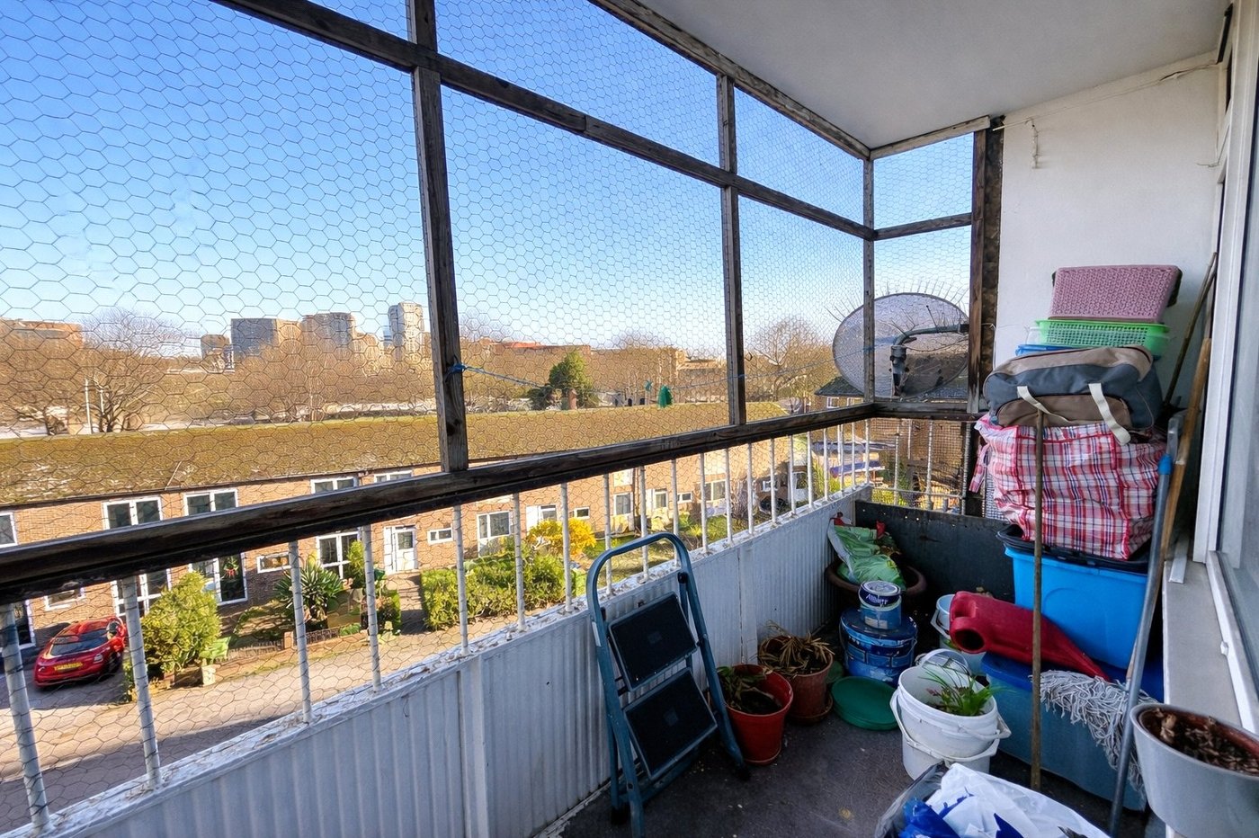 2 bedroom property for sale in London | Robinson Jackson