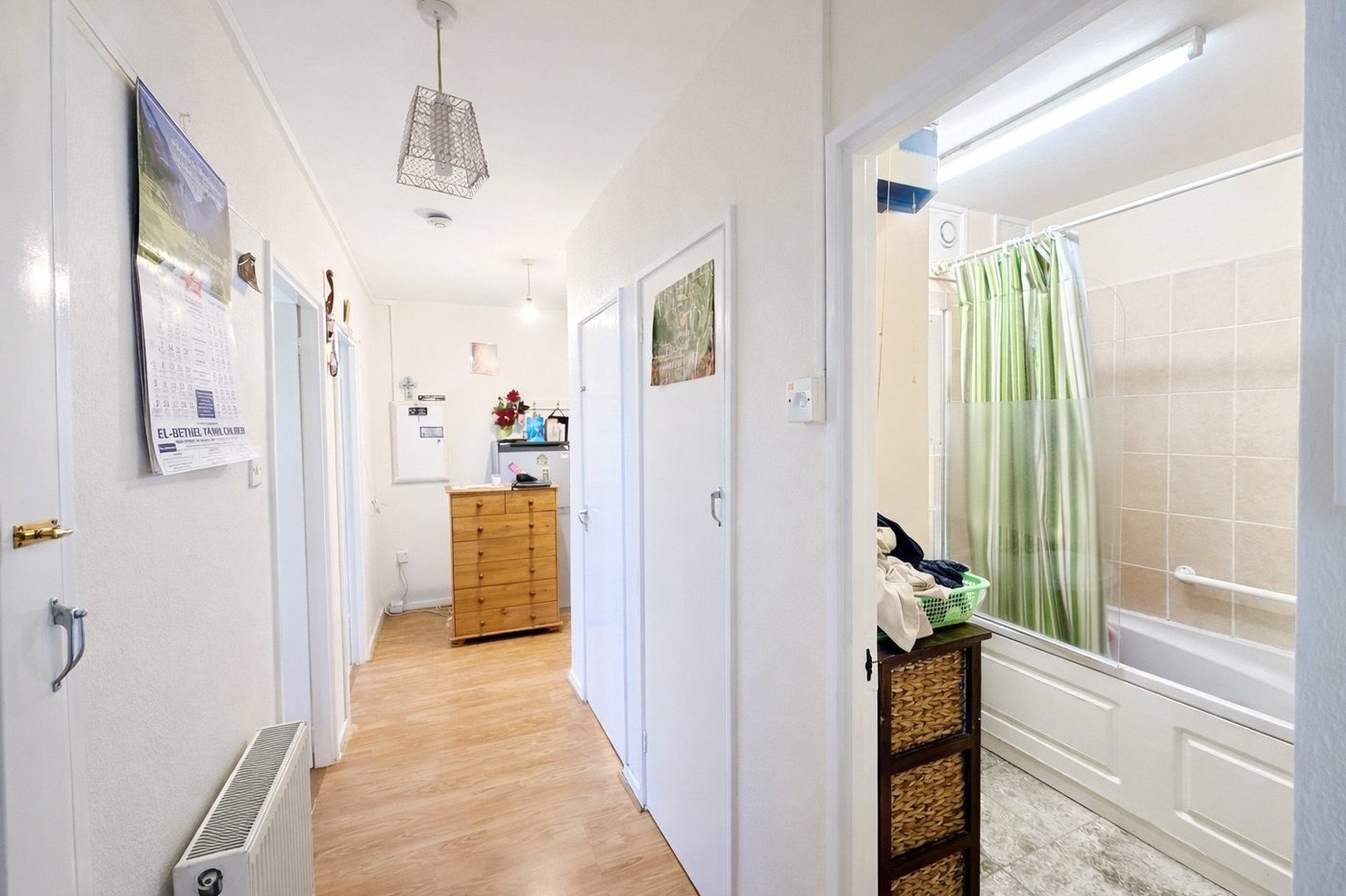 2 bedroom property for sale in London | Robinson Jackson