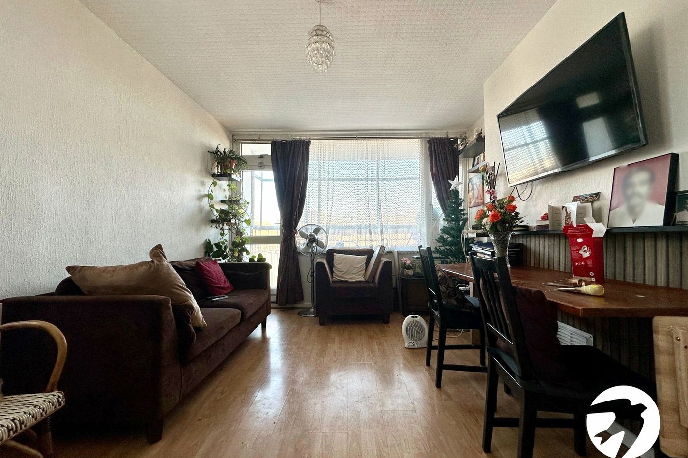 2 bedroom property for sale in London | Robinson Jackson