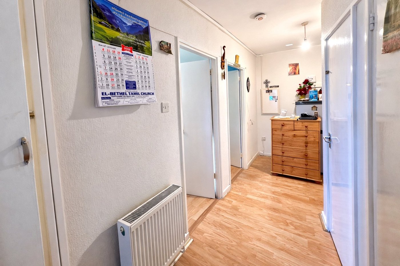 2 bedroom property for sale in London | Robinson Jackson