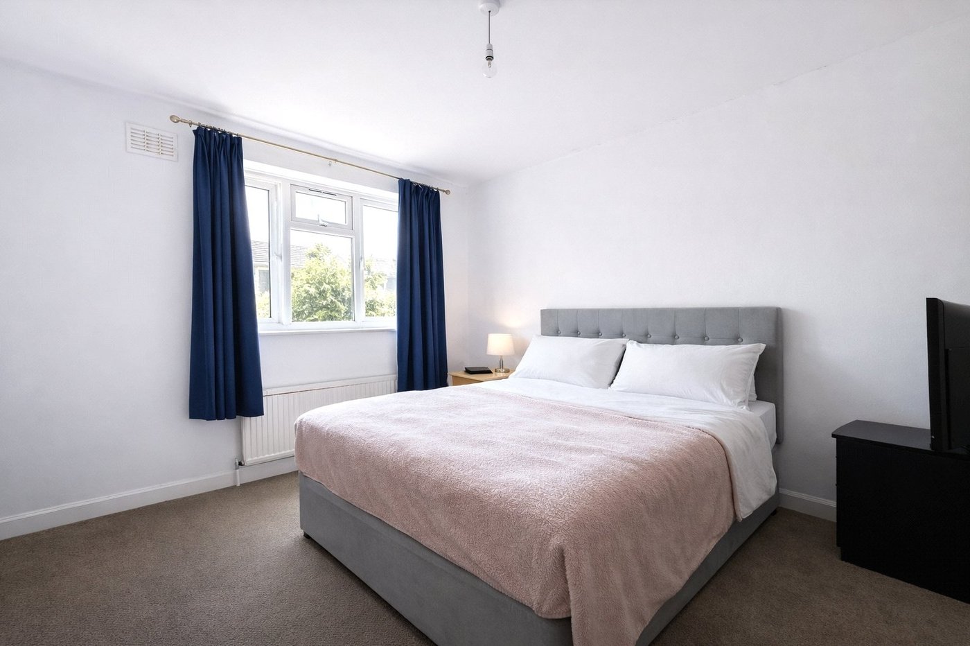 4 bedroom house for sale in London | Robinson Jackson