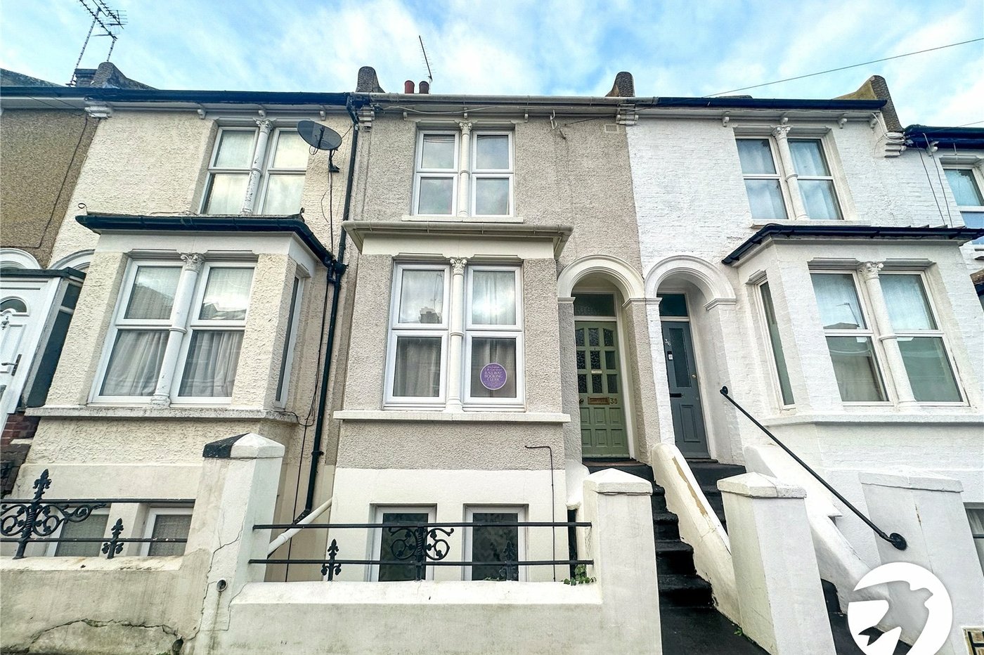 3 bedroom house for sale in Rochester | Robinson Michael & Jackson