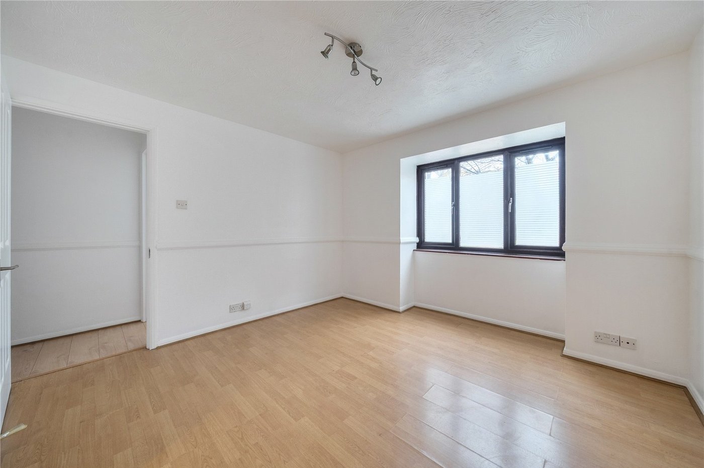 1 bedroom property for sale in  | Robinson Jackson