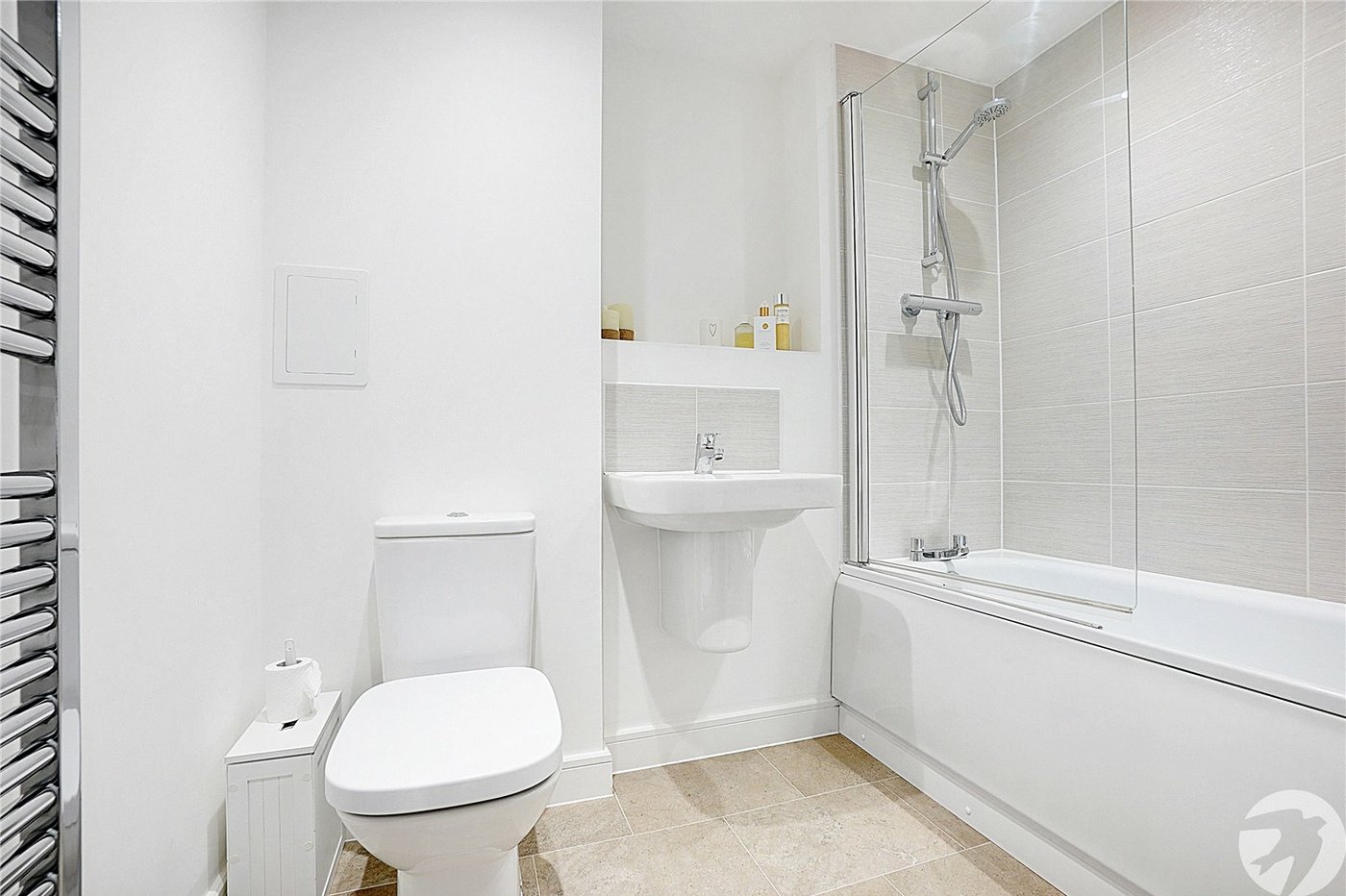 2 bedroom property for sale in Castle Hill | Robinson Jackson