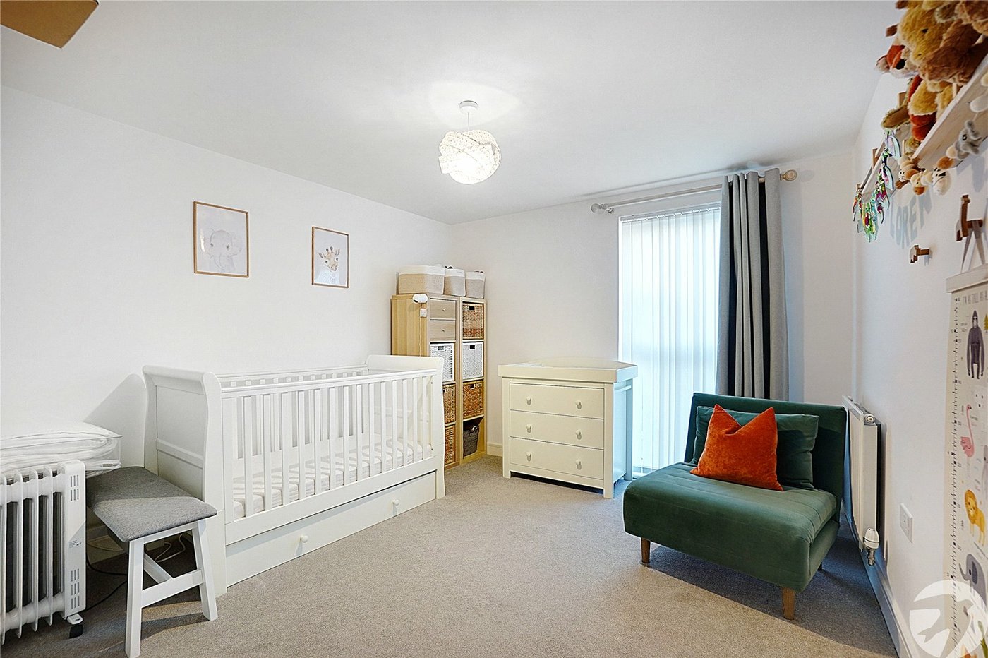 2 bedroom property for sale in Castle Hill | Robinson Jackson