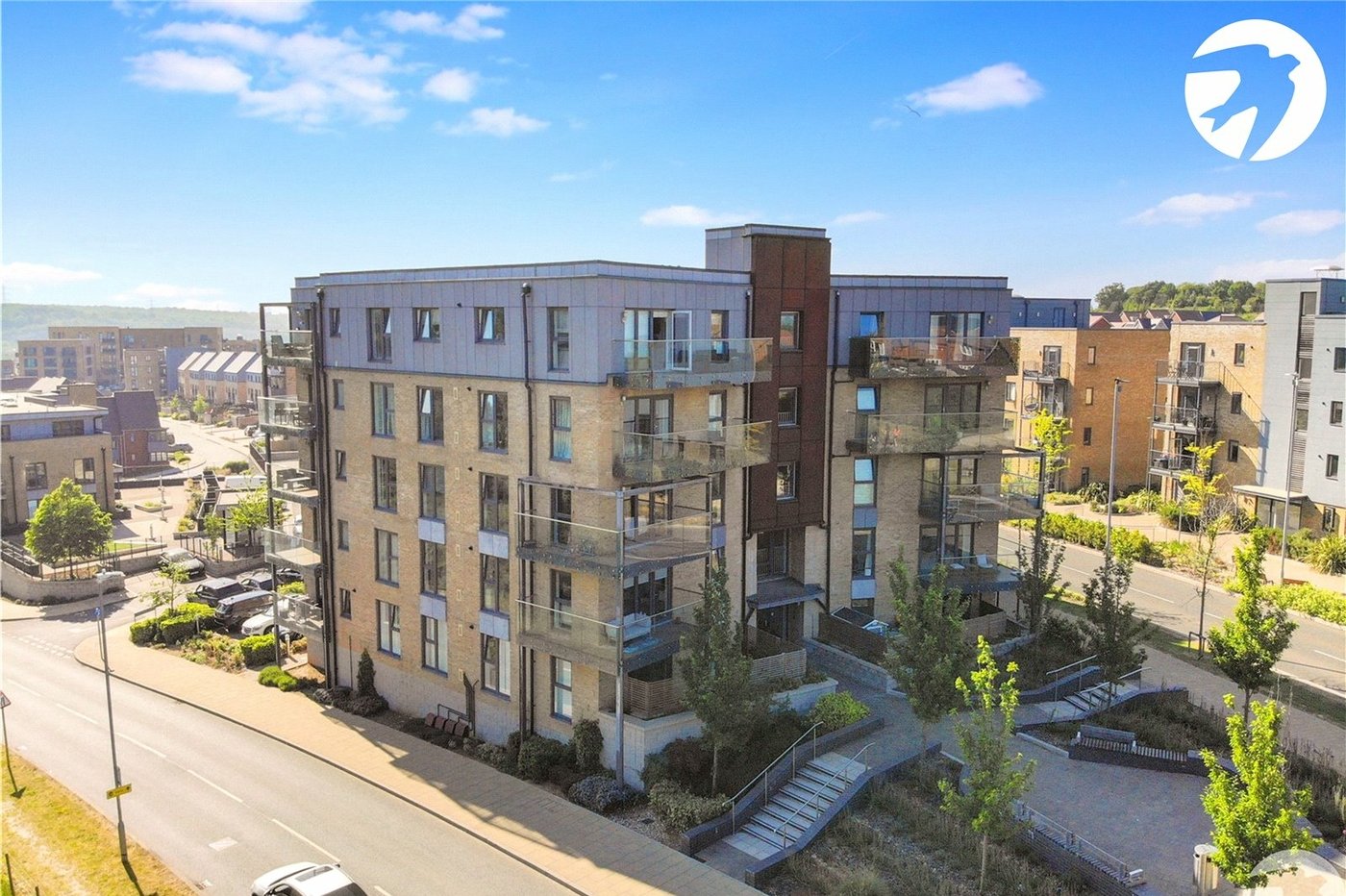 2 bedroom property for sale in Castle Hill | Robinson Jackson