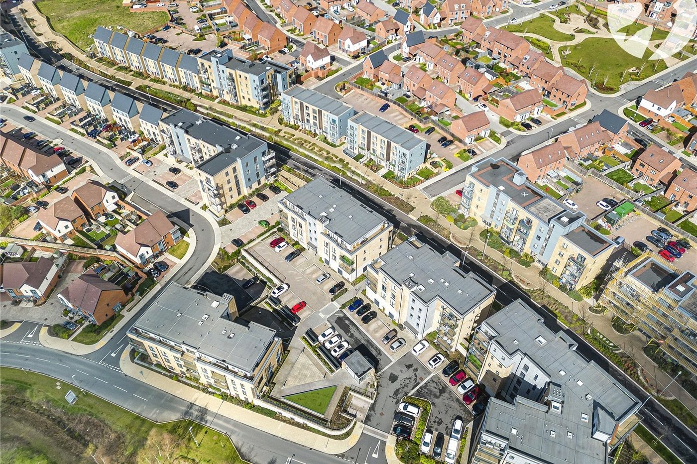 2 bedroom property for sale in Castle Hill | Robinson Jackson