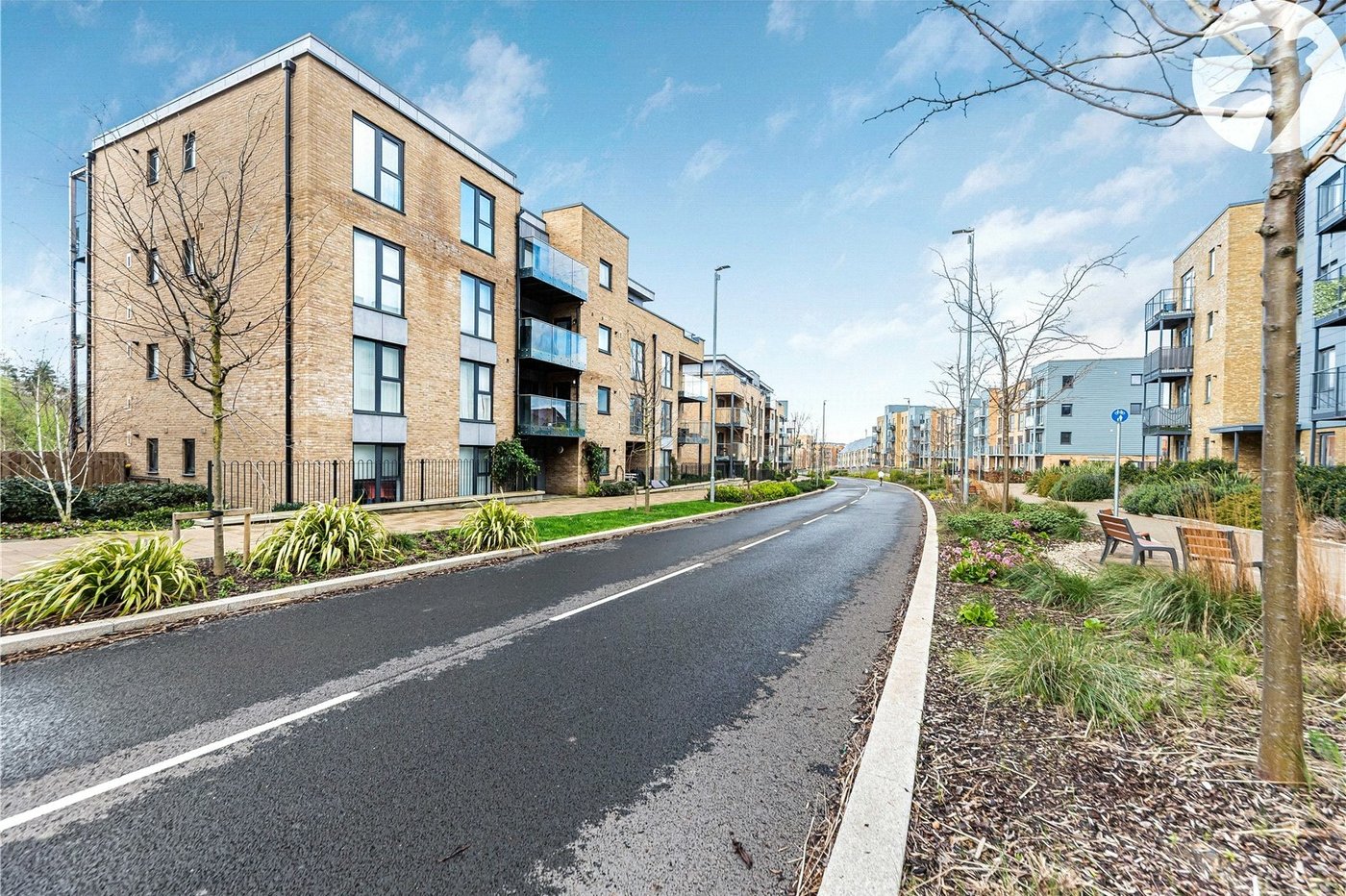 2 bedroom property for sale in Castle Hill | Robinson Jackson