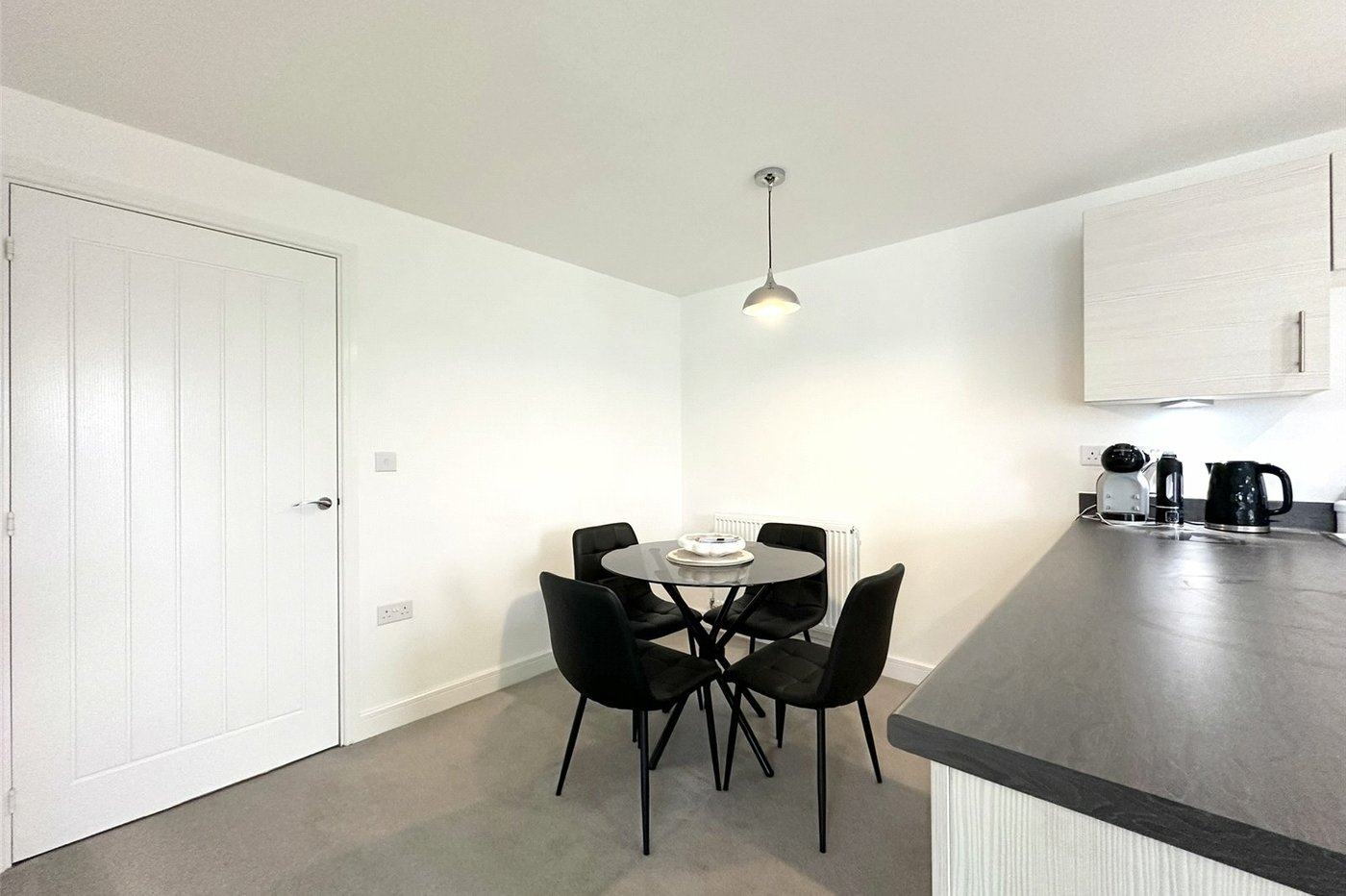 2 bedroom property for sale in Castle Hill | Robinson Jackson