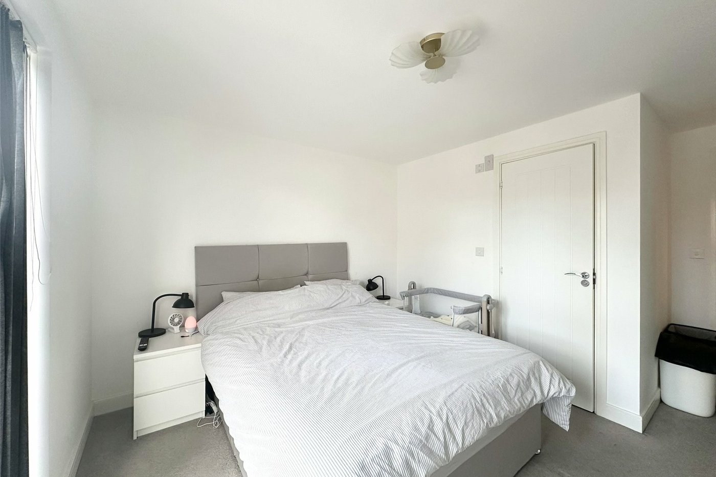 2 bedroom property for sale in Castle Hill | Robinson Jackson