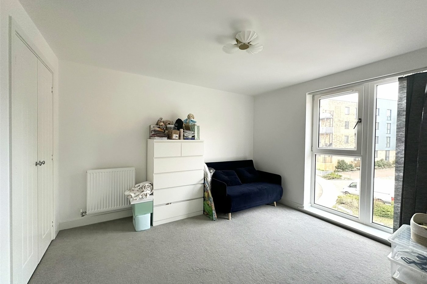 2 bedroom property for sale in Castle Hill | Robinson Jackson