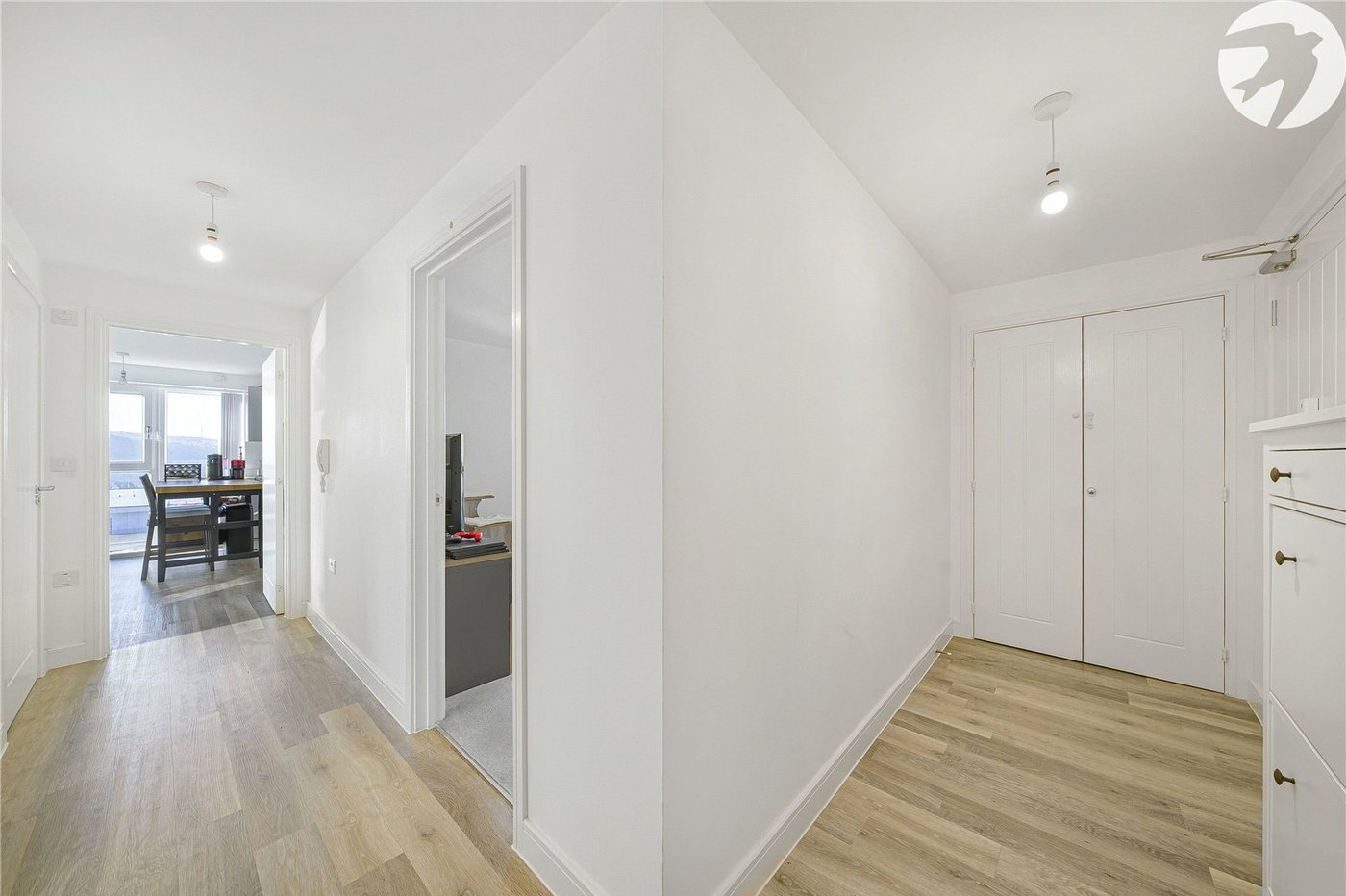 2 bedroom property for sale in Castle Hill | Robinson Jackson