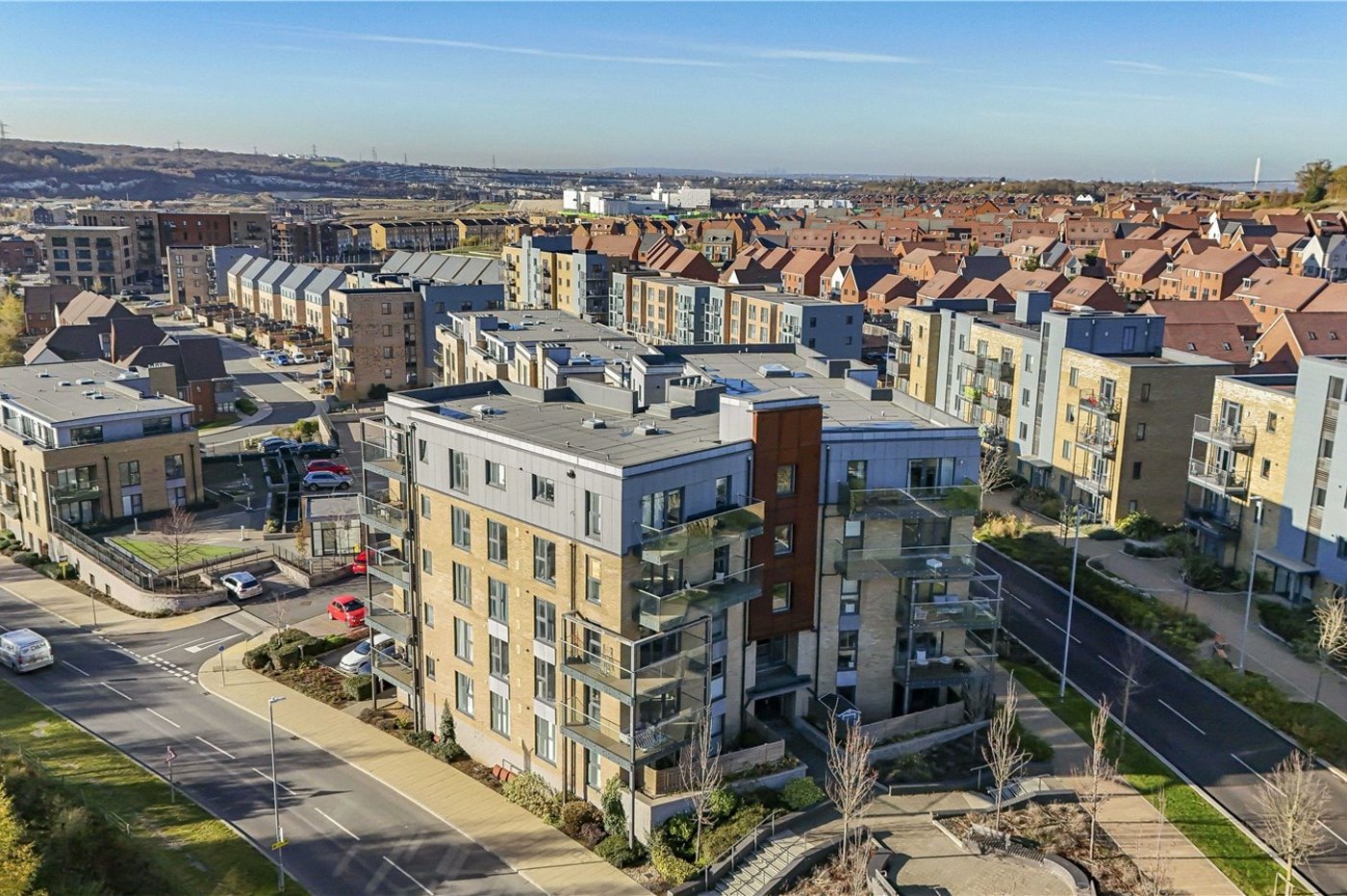 2 bedroom property for sale in Castle Hill | Robinson Jackson