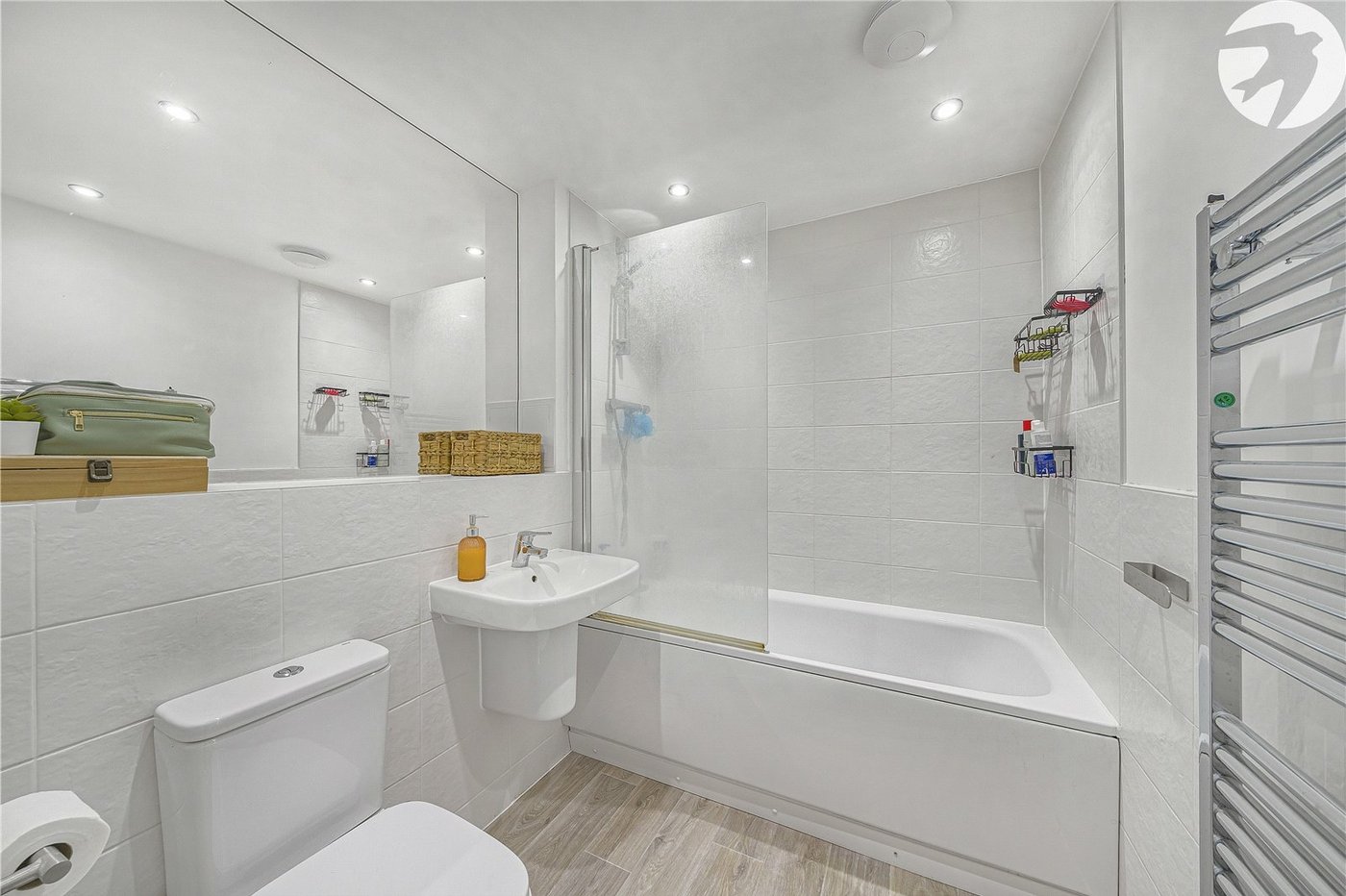 2 bedroom property for sale in Castle Hill | Robinson Jackson