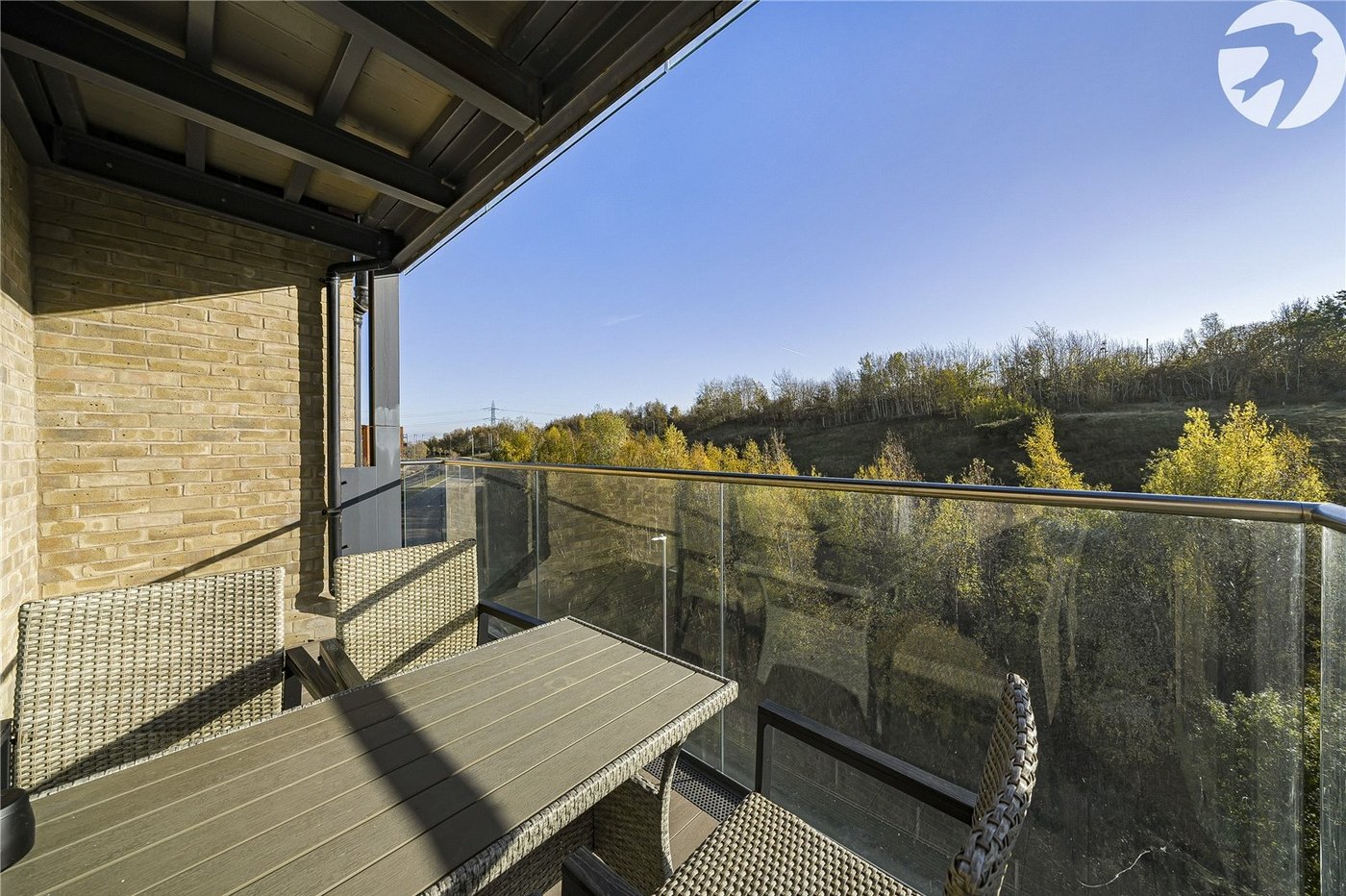 2 bedroom property for sale in Castle Hill | Robinson Jackson