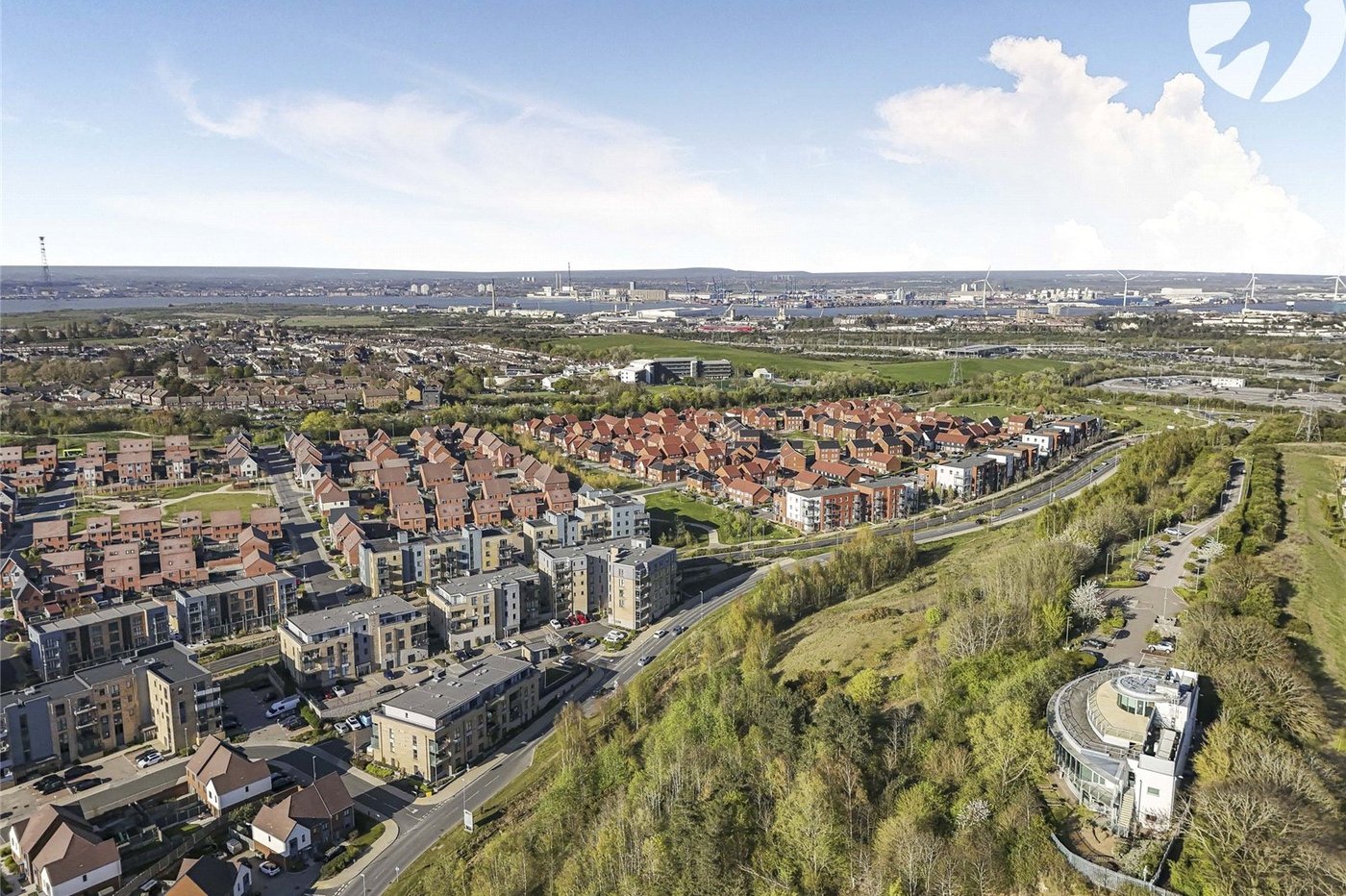 2 bedroom property for sale in Castle Hill | Robinson Jackson