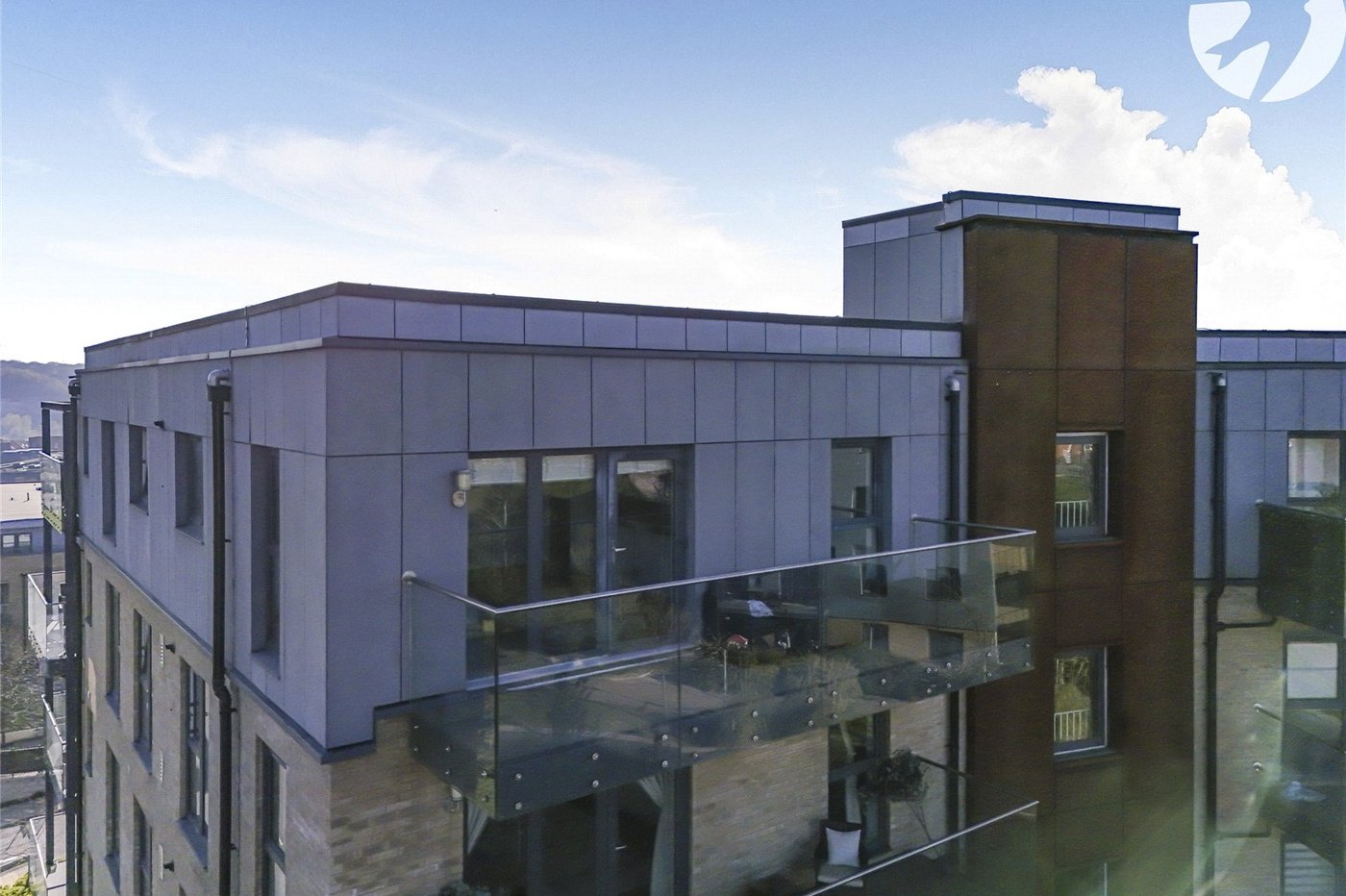 2 bedroom property for sale in Castle Hill | Robinson Jackson