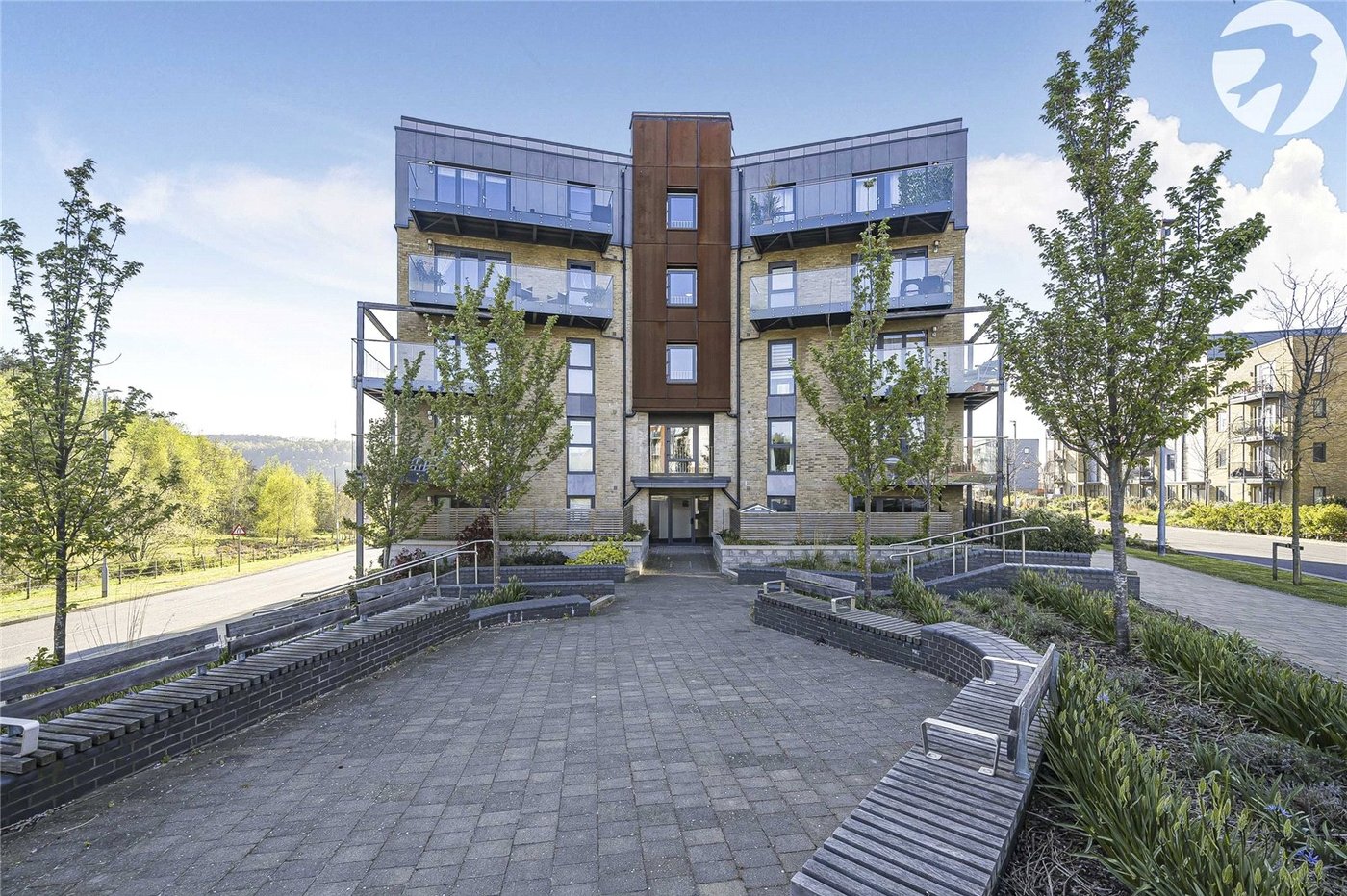 2 bedroom property for sale in Castle Hill | Robinson Jackson