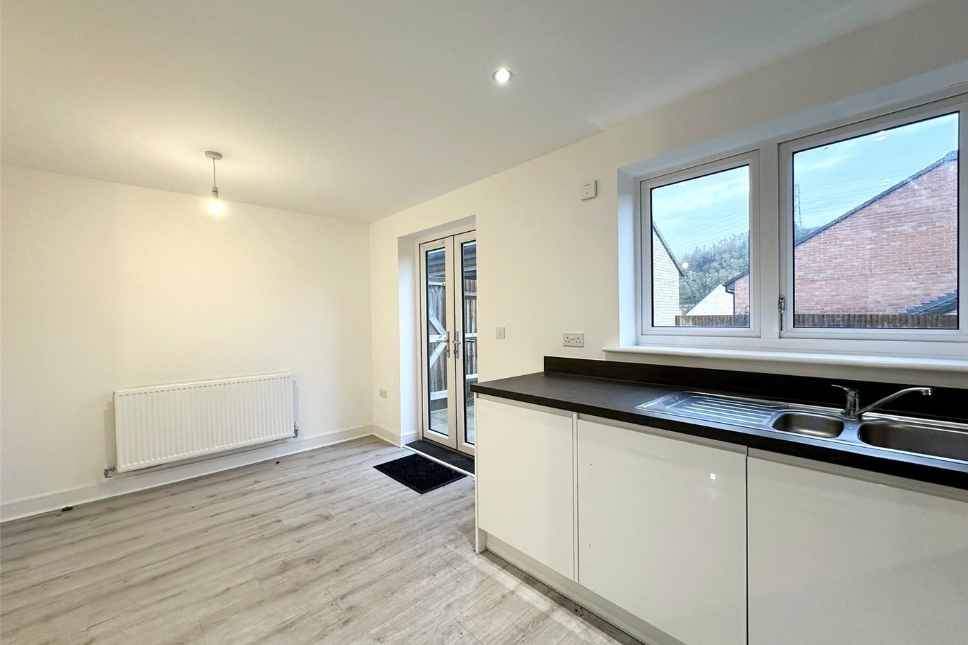 4 bedroom house for sale in Ebbsfleet Valley | Robinson Jackson