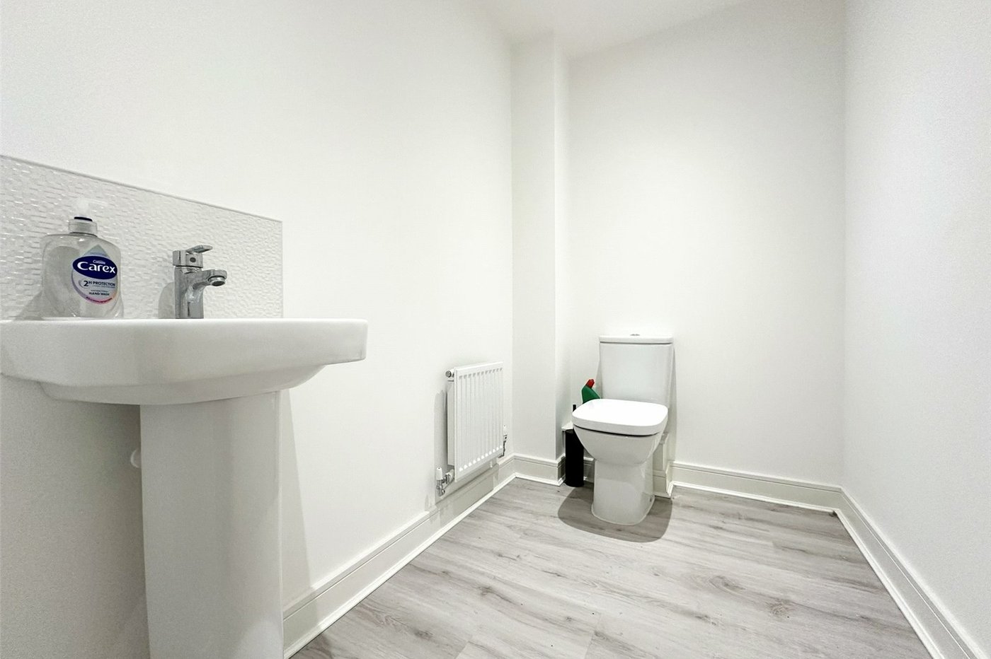 4 bedroom house for sale in Ebbsfleet Valley | Robinson Jackson