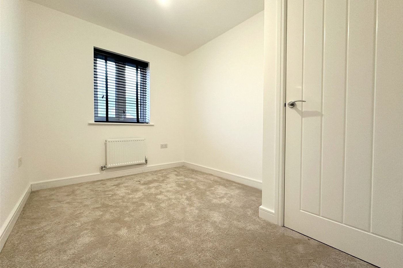 4 bedroom house for sale in Ebbsfleet Valley | Robinson Jackson