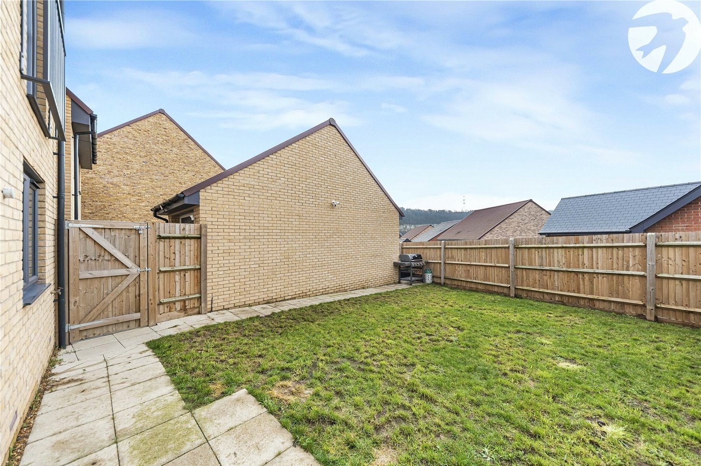 4 bedroom house for sale in Ebbsfleet Valley | Robinson Jackson