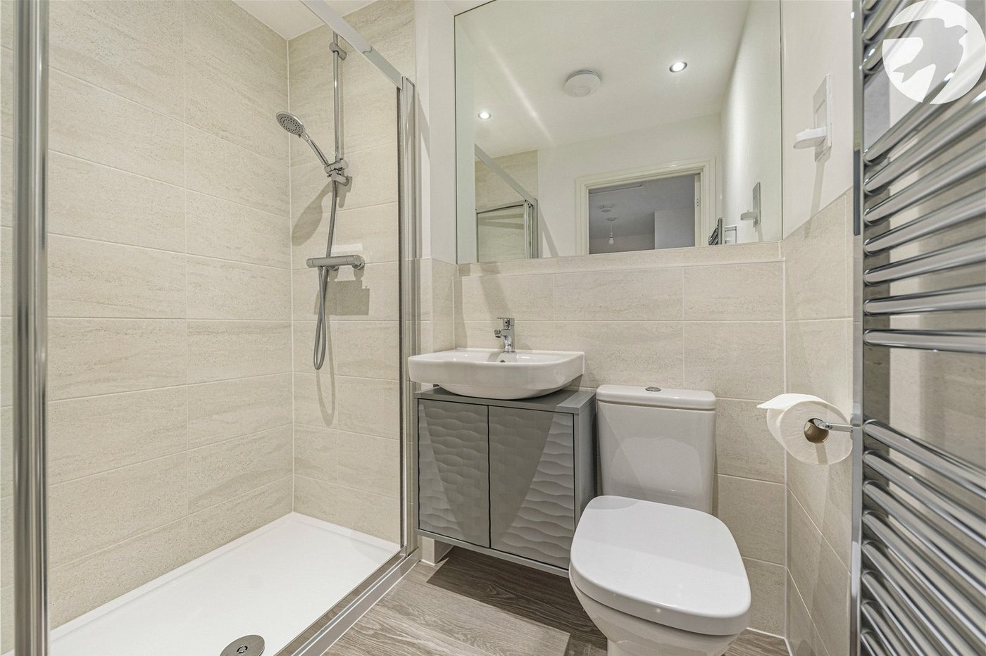 4 bedroom house for sale in Ebbsfleet Valley | Robinson Jackson