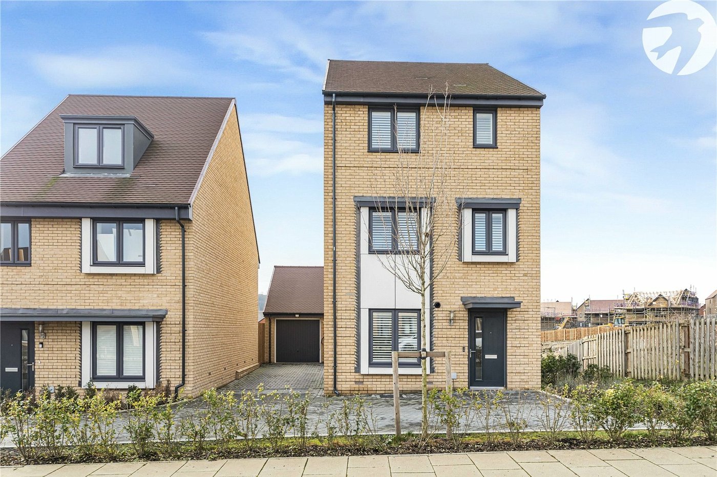 4 bedroom house for sale in Ebbsfleet Valley | Robinson Jackson