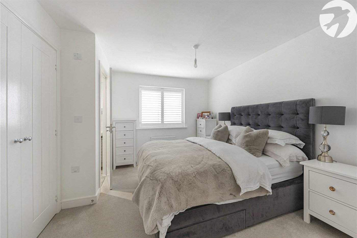 4 bedroom house for sale in Ebbsfleet Valley | Robinson Jackson