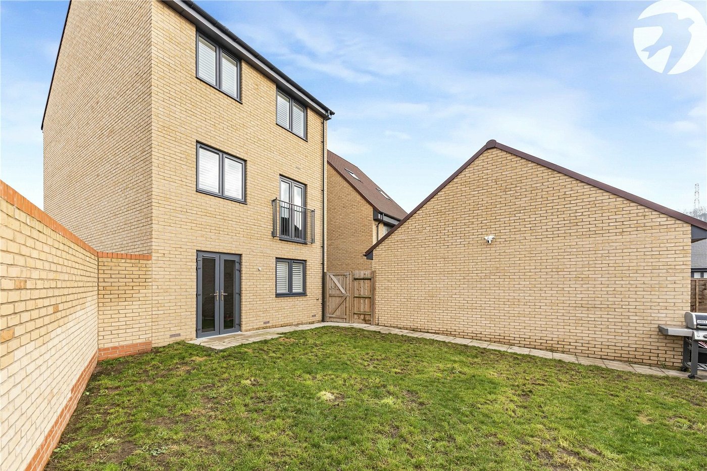 4 bedroom house for sale in Ebbsfleet Valley | Robinson Jackson