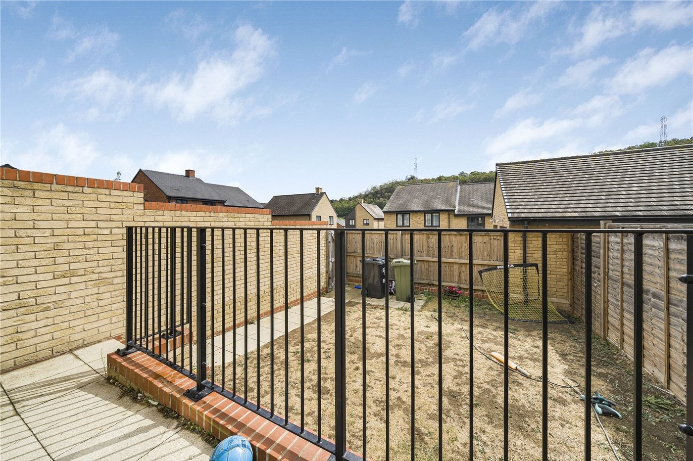 3 bedroom property for sale in Ebbsfleet Valley | Robinson Jackson