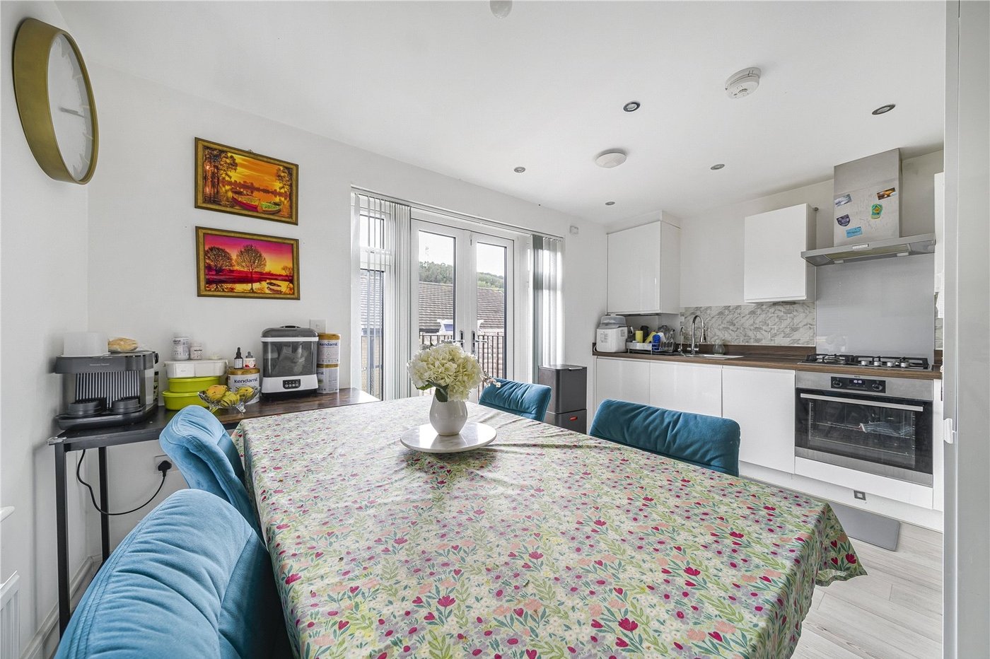 3 bedroom property for sale in Ebbsfleet Valley | Robinson Jackson