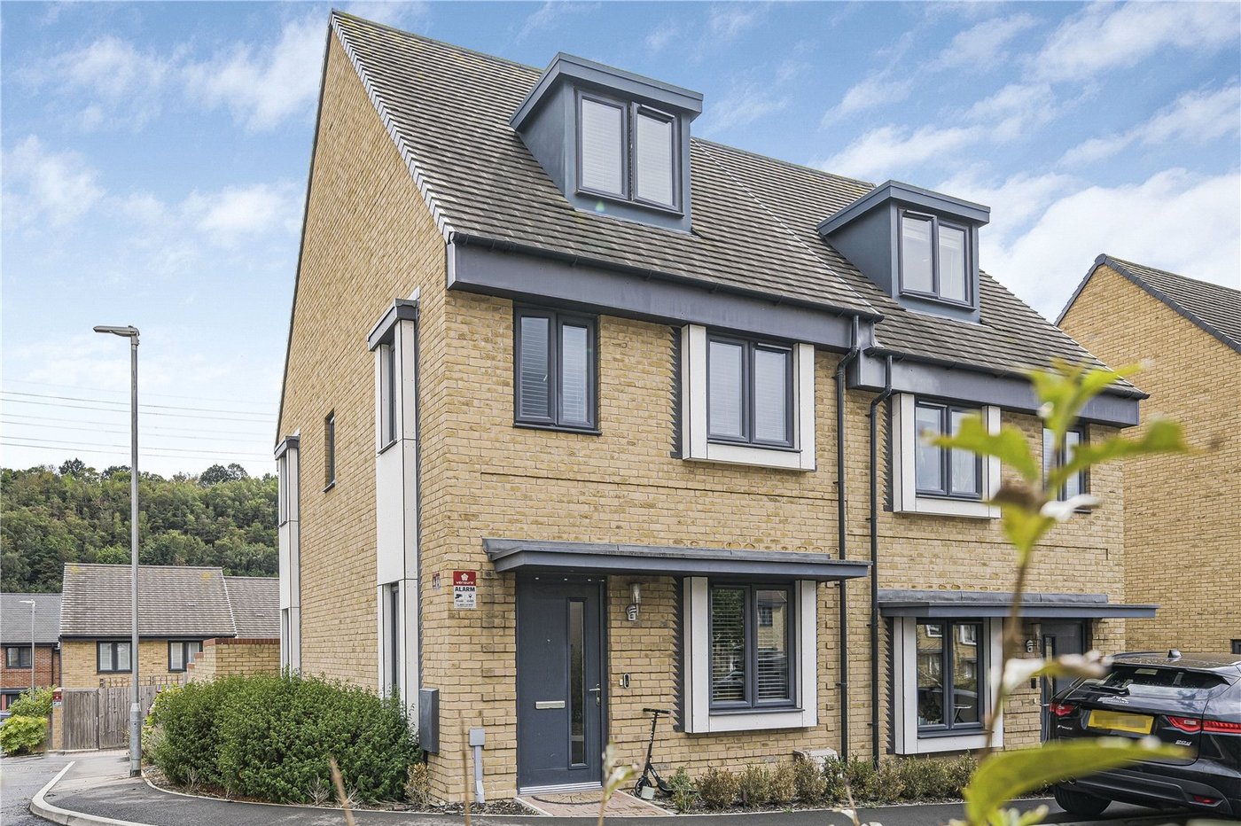 3 bedroom property for sale in Ebbsfleet Valley | Robinson Jackson