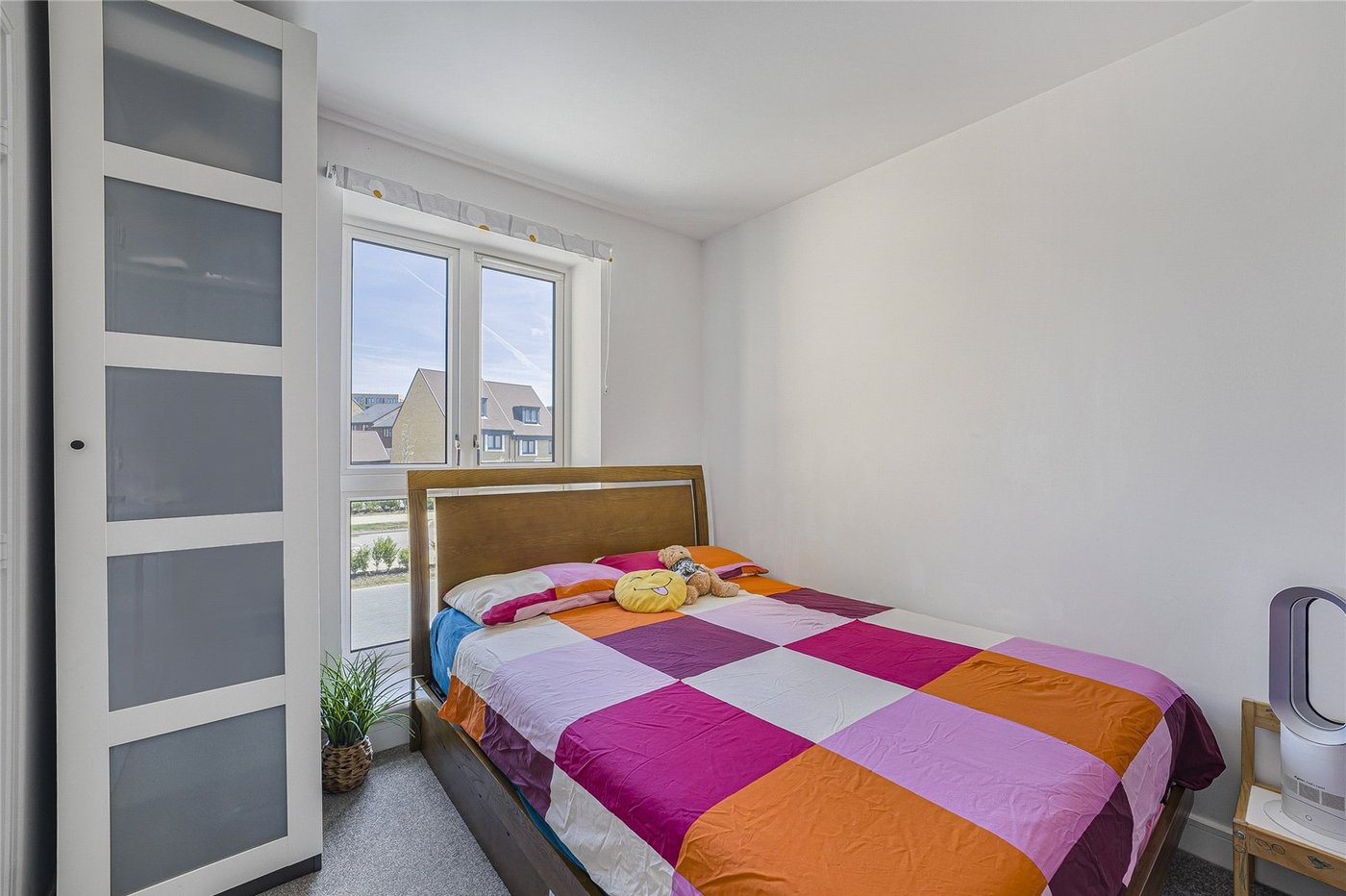 2 bedroom property for sale in Ebbsfleet Valley | Robinson Jackson